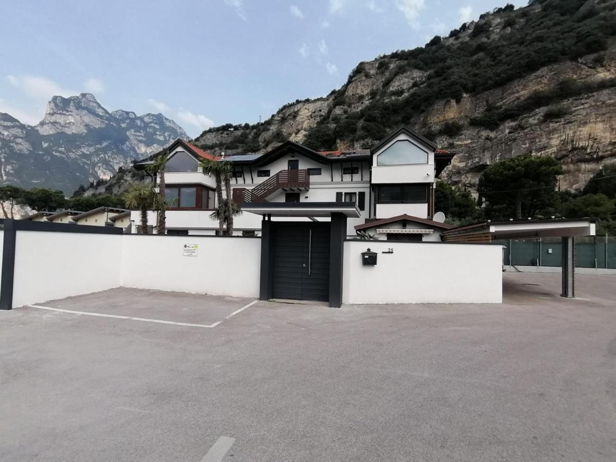 Torbole Lake Front Torbole Sul Garda ภายนอก รูปภาพ