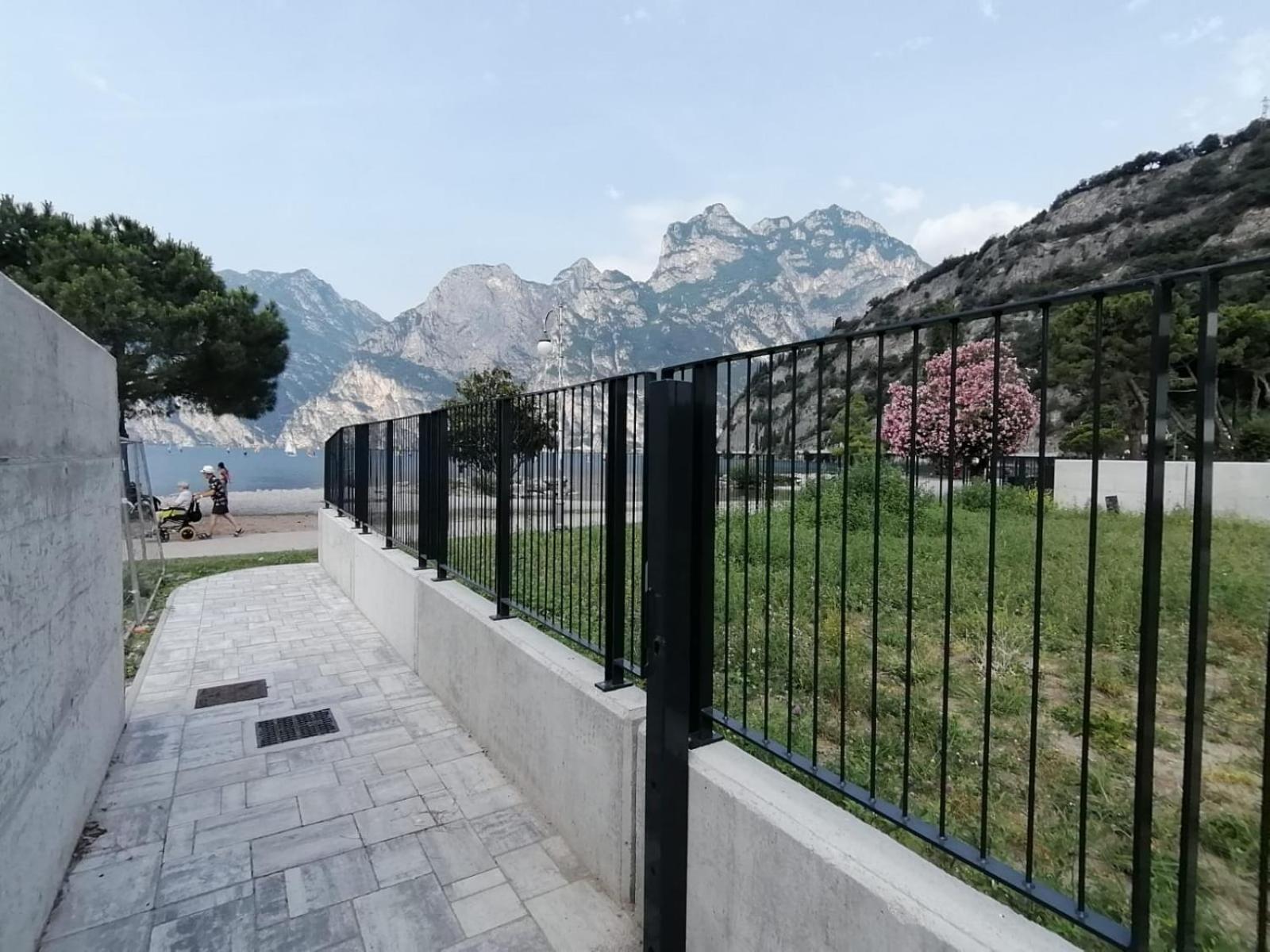 Torbole Lake Front Torbole Sul Garda ภายนอก รูปภาพ