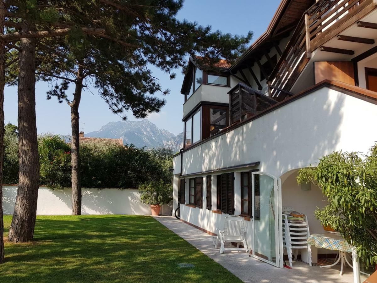 Torbole Lake Front Torbole Sul Garda ภายนอก รูปภาพ